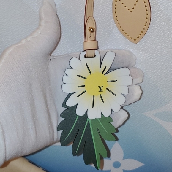 ☆☆SOLD☆☆Louis Vuitton Neverfull MM Blue (BAG) - Picture 10 of 13